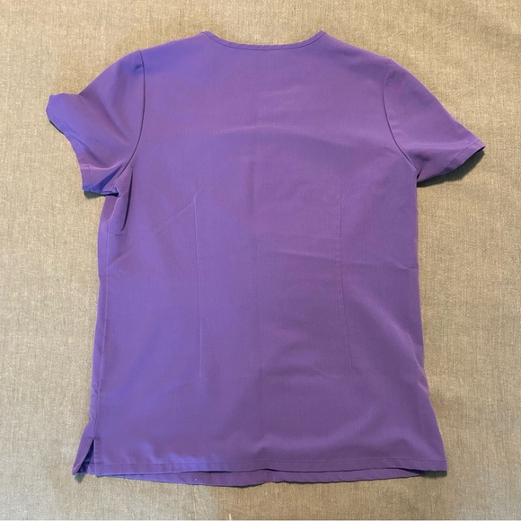 Figs Purple Amethyst Scrub Set - Small top & small tall bottoms - Picture 3 of 9